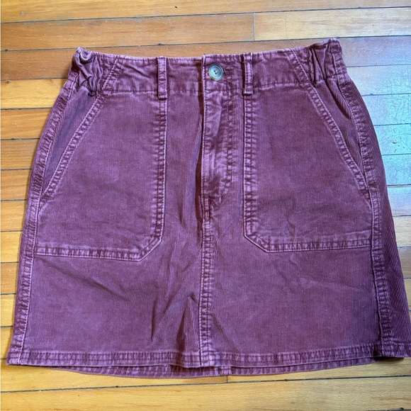 Burgundy Corduroy American Eagle Skirt - Picture 1 of 4